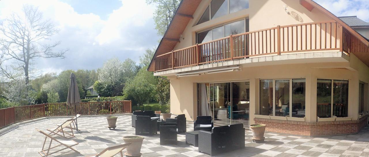Au Charme Du Lac Espace Bien Etre Et Piscine Chauffe Proche Parc Et Restaurant Du Casino Forges-les-Eaux Luaran gambar